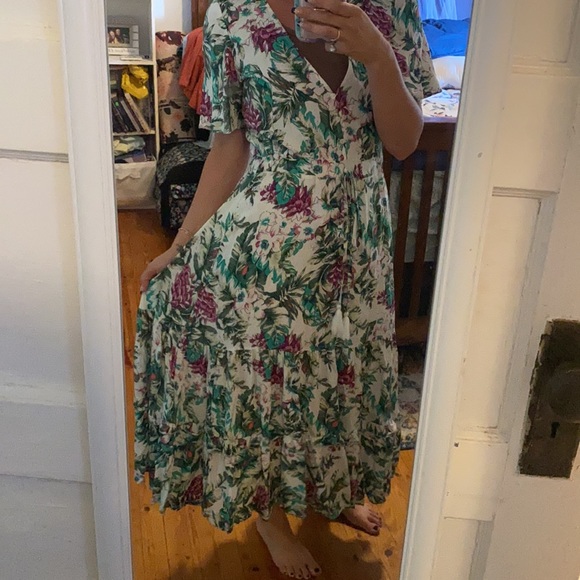 sunday mi amor Dresses & Skirts - Bohemian xs floral dress